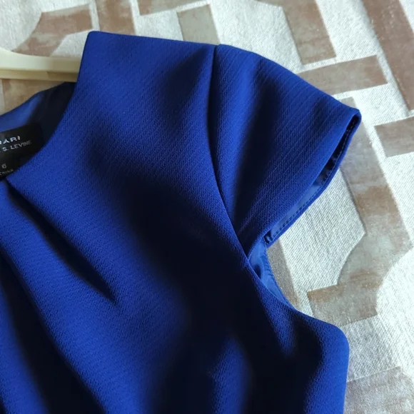 Ladies Dress - Picture 4 of 5